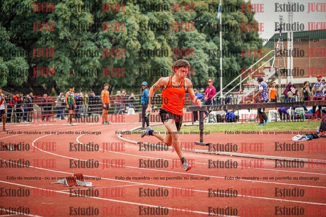 Fotos de las Postas 4x400 m de varones