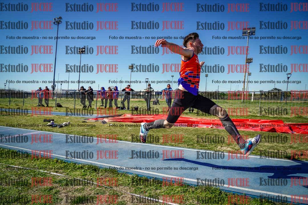 Fotos del salto triple de varones