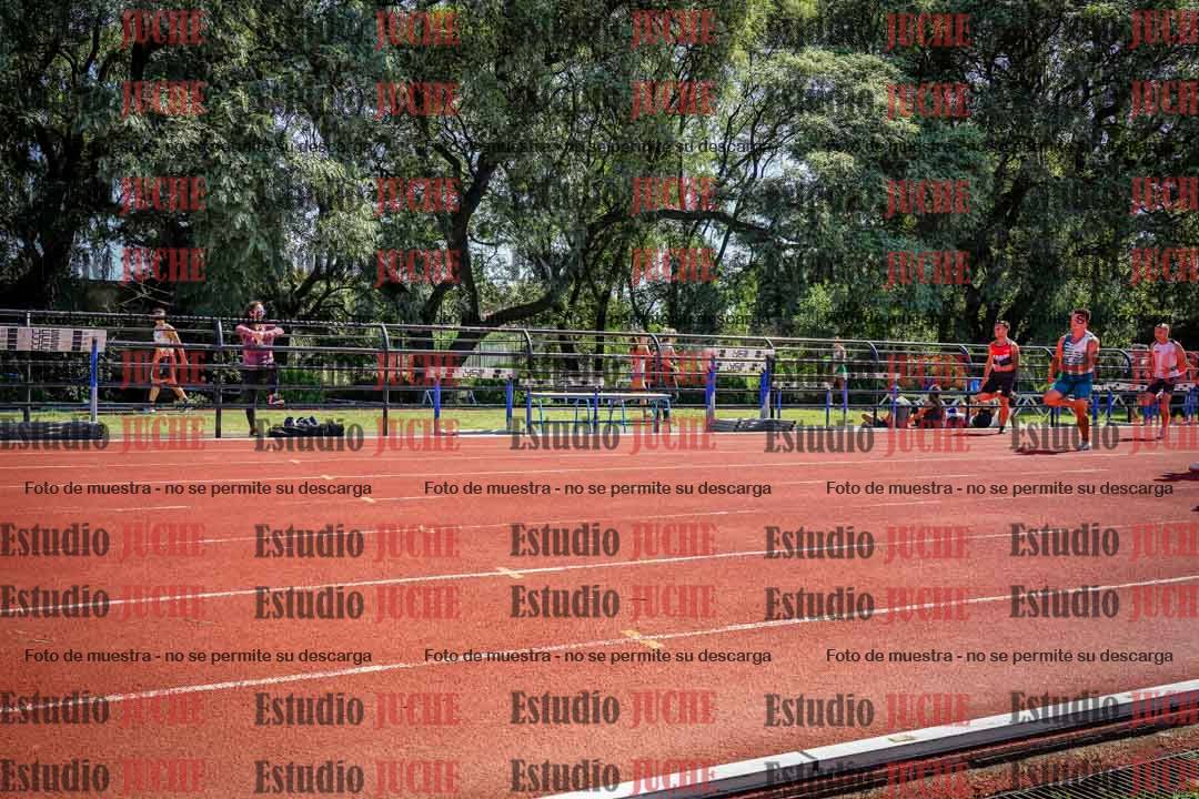 Fotos de los 100 m llanos de varones