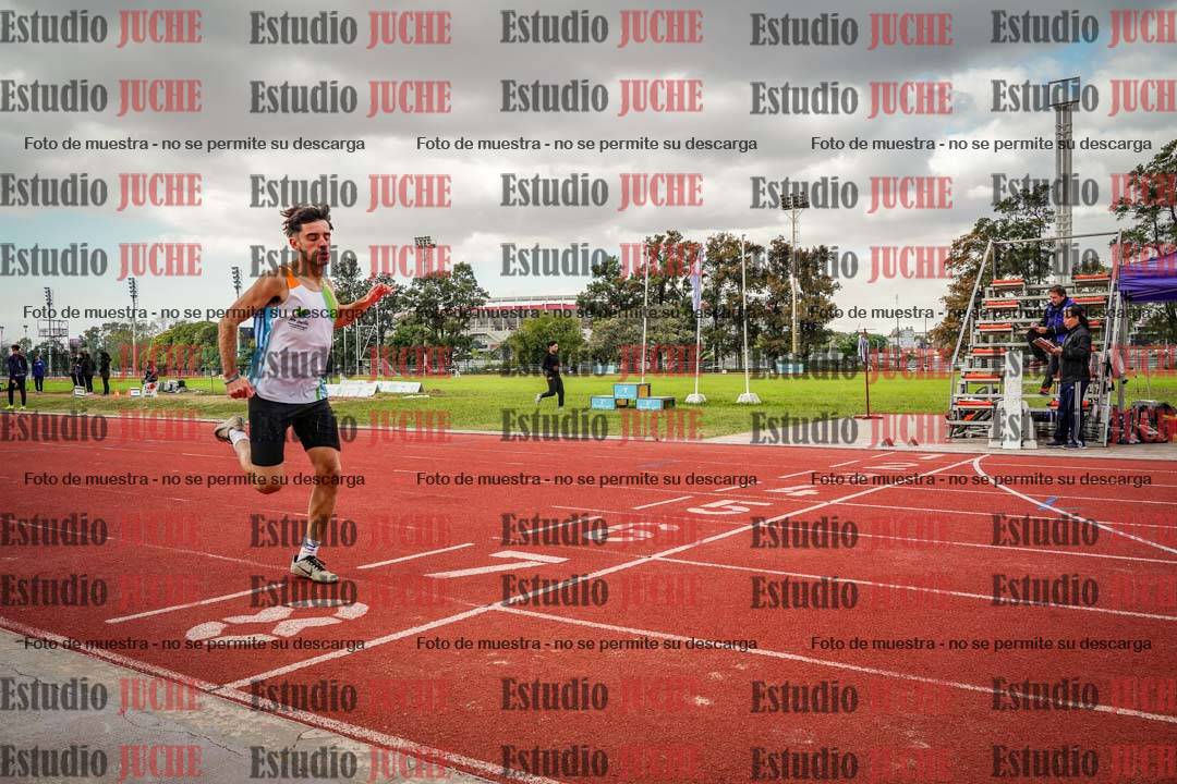 Fotos de los 400 m llanos de varones