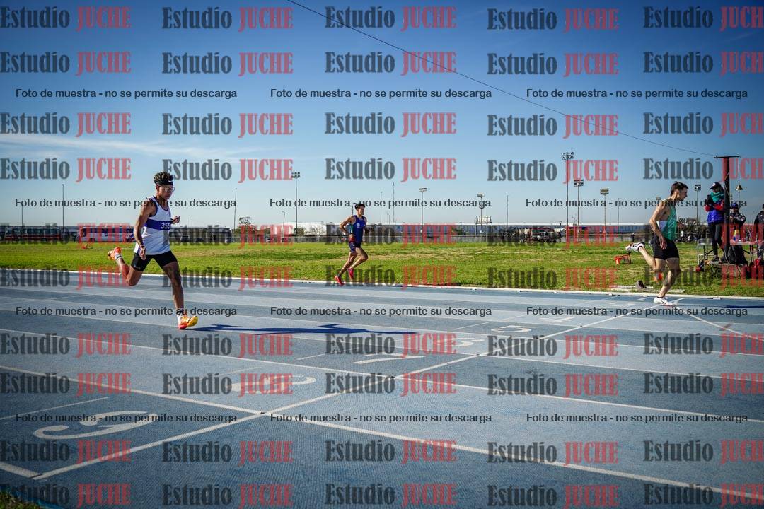 Fotos de los 400 m llanos de varones