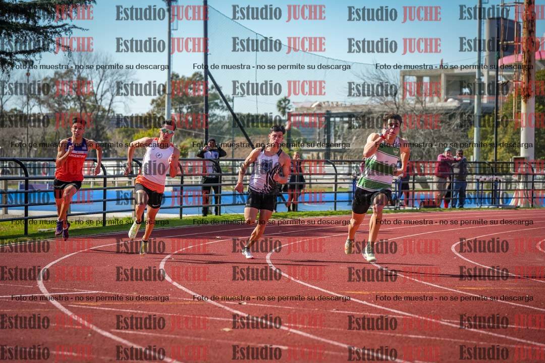 Fotos de los 200 m llanos de varones