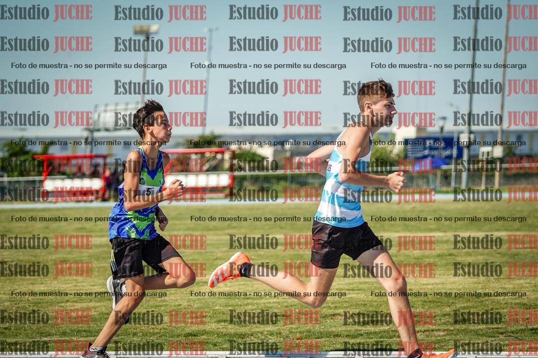 Fotos de los 600 m llanos de varones