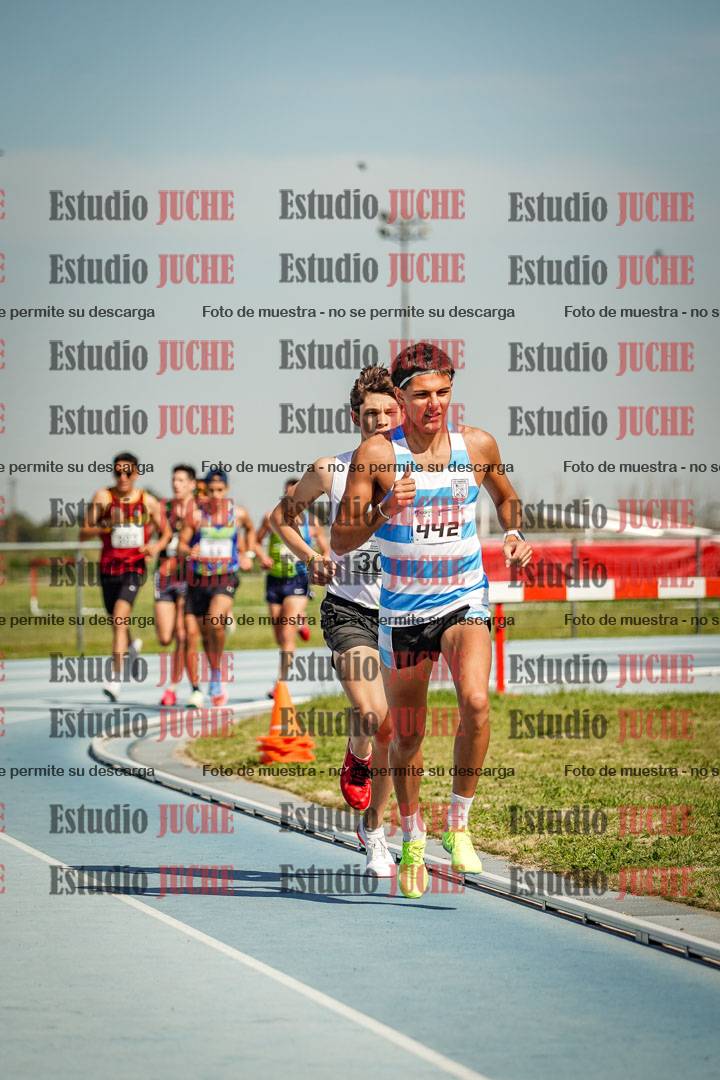 Fotos de los 3000 m llanos de varones