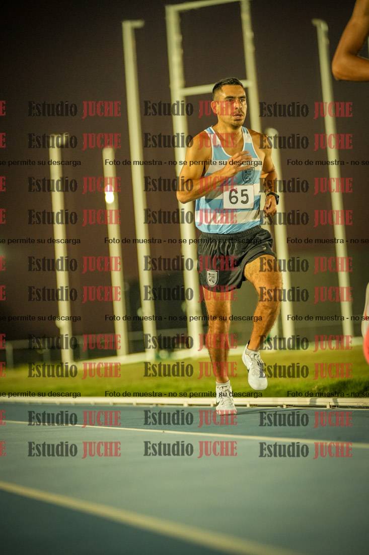 Fotos de los 3000 m llanos de varones