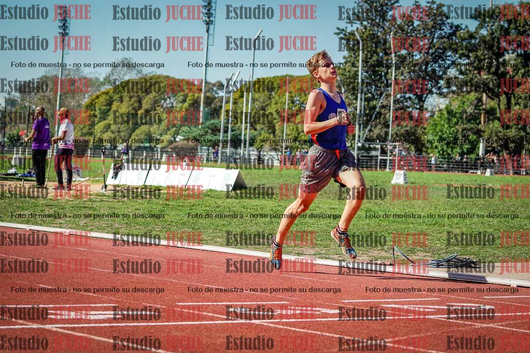 Fotos de los 600 m llanos de varones