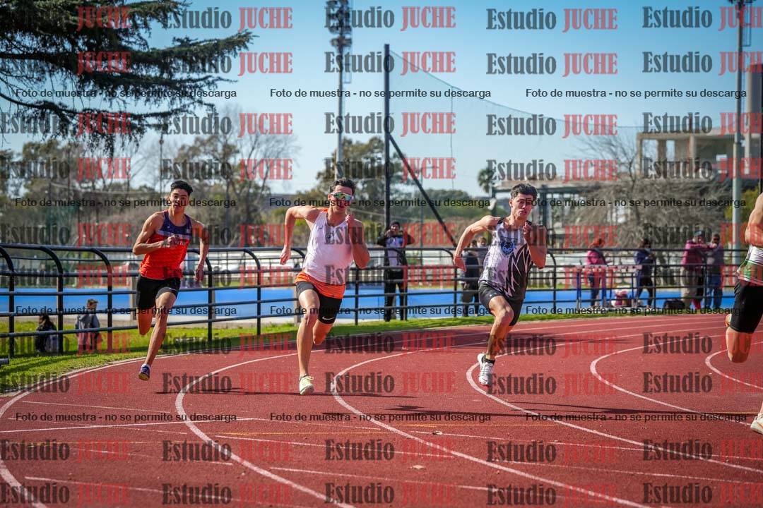 Fotos de los 200 m llanos de varones