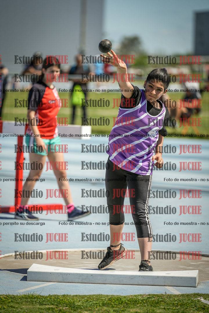 Fotos del lanzamiento de bala de mujeres - U14
