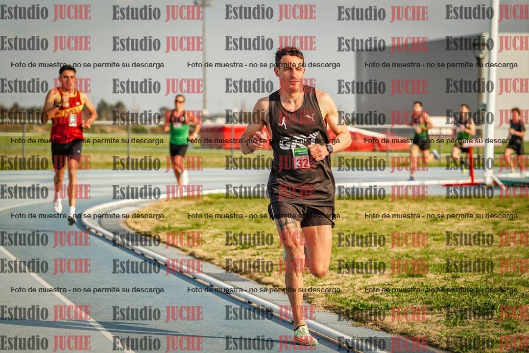 Fotos de los 3000 m llanos de varones