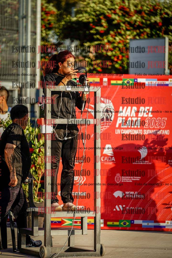 Fotos de algunos extras y podios del día 1