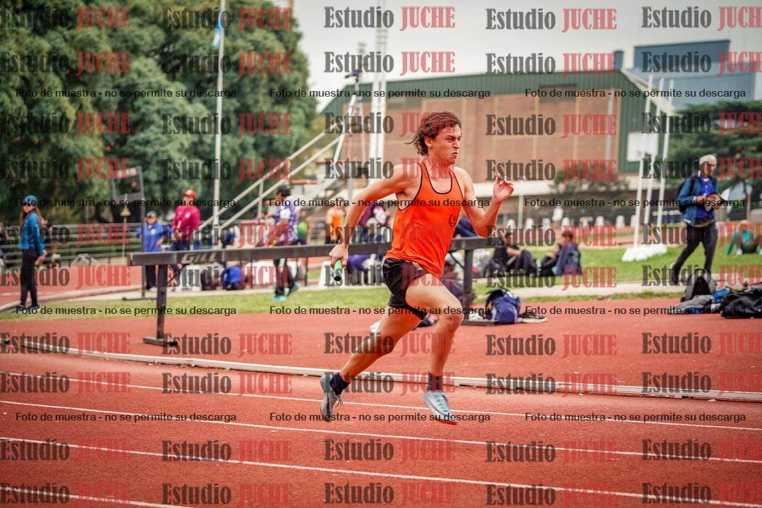 Fotos de las Postas 4x400 m de varones
