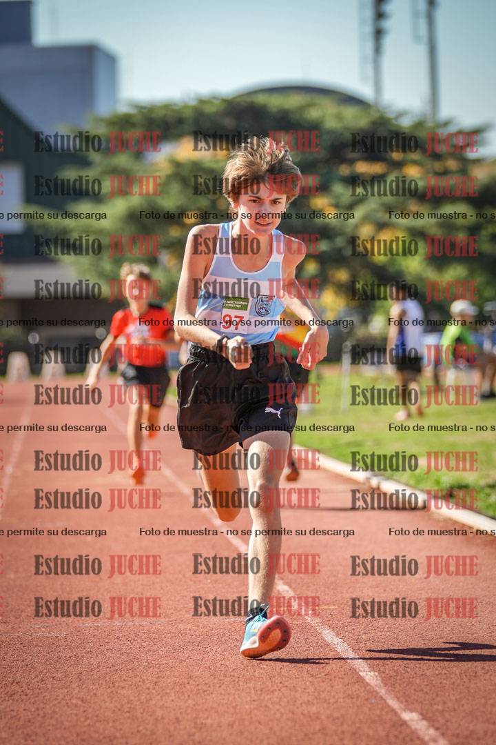Fotos de los 600 m llanos de varones