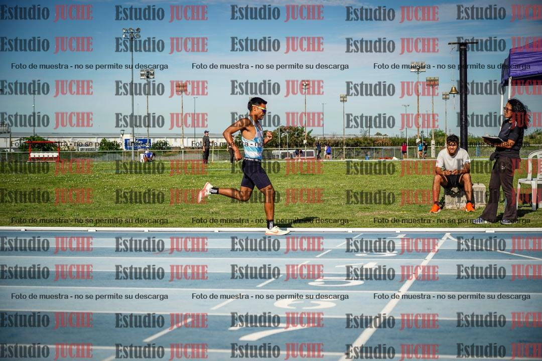 Fotos de los 1500 m llanos de varones