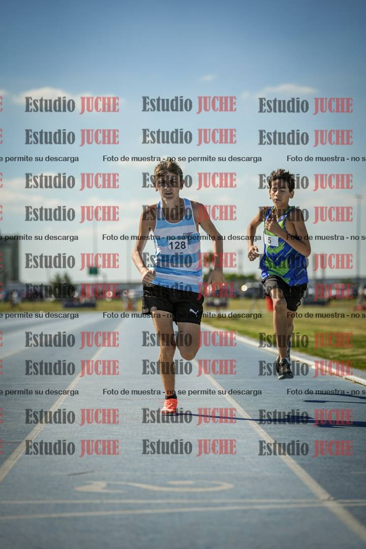 Fotos de los 600 m llanos de varones