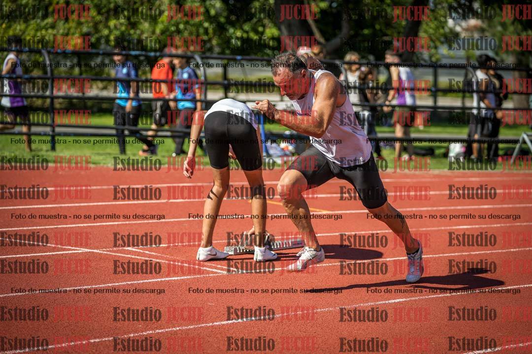 Fotos de los 200 m llanos de varones