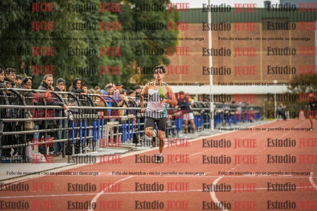 Fotos de los 400 m llanos de varones