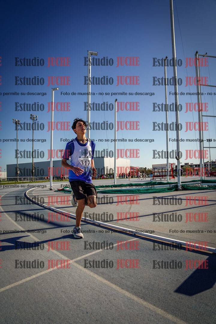 Fotos de los 2000 m llanos de varones