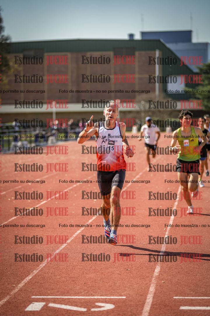 Fotos de los 1500 m llanos de varones