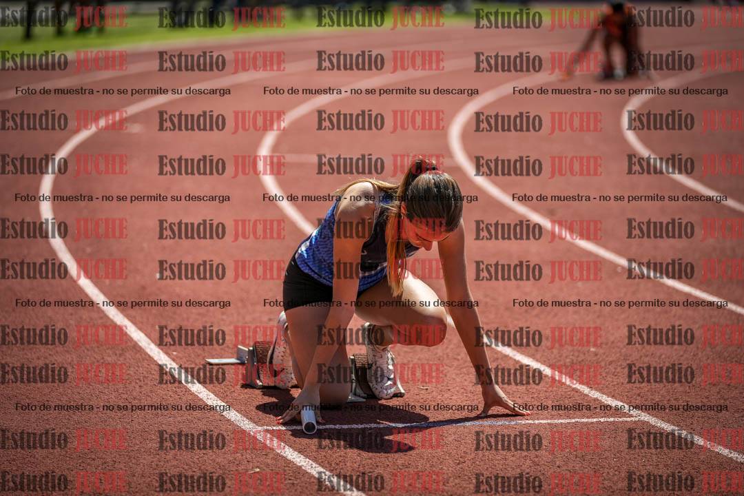 Fotos de las Postas 8x200 m de mujeres y varones - FINAL