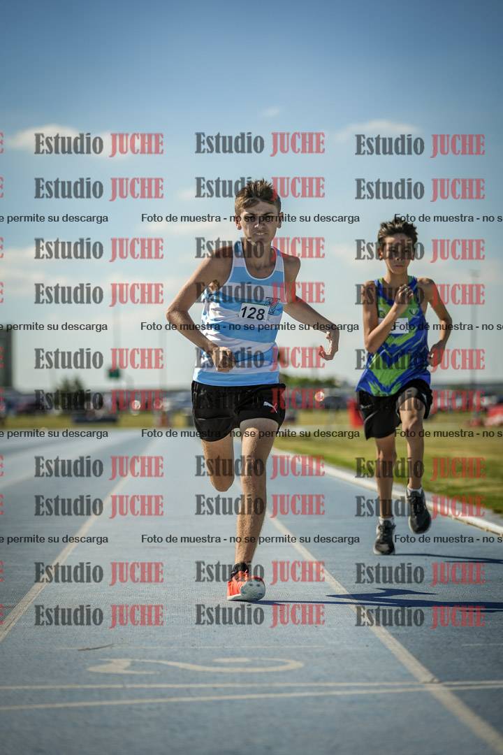Fotos de los 600 m llanos de varones