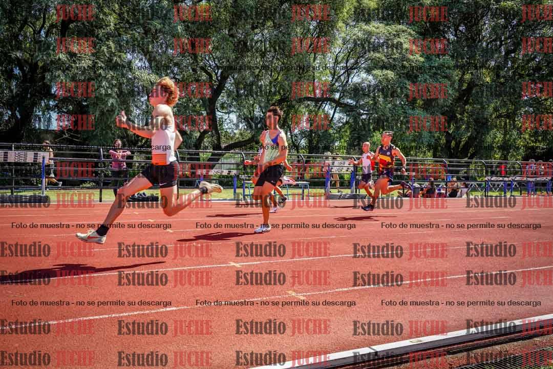 Fotos de los 100 m llanos de varones