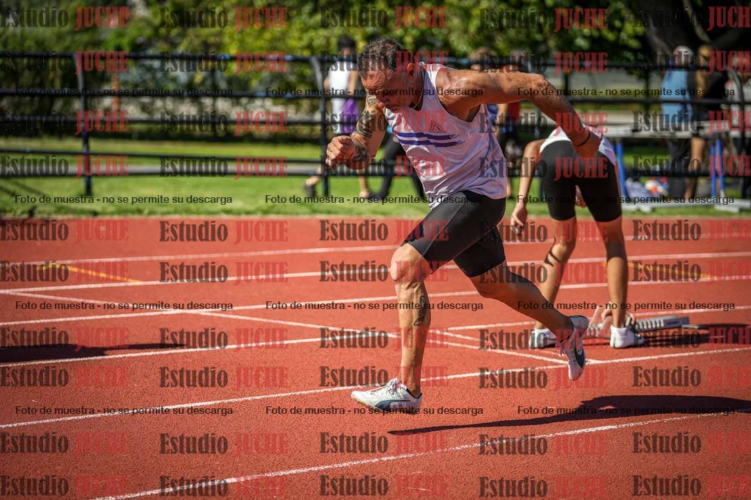 Fotos de los 200 m llanos de varones