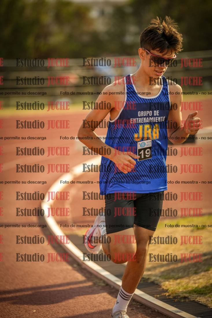 Fotos de los 1500 m llanos de varones