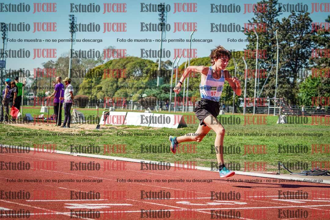 Fotos de los 600 m llanos de varones