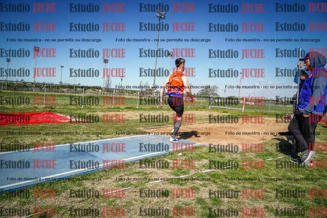 Fotos del salto triple de varones