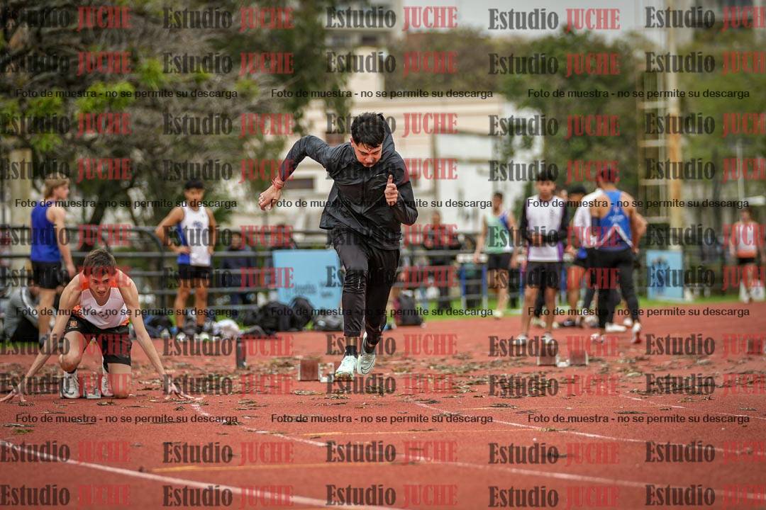 Fotos de los 200 m llanos de varones