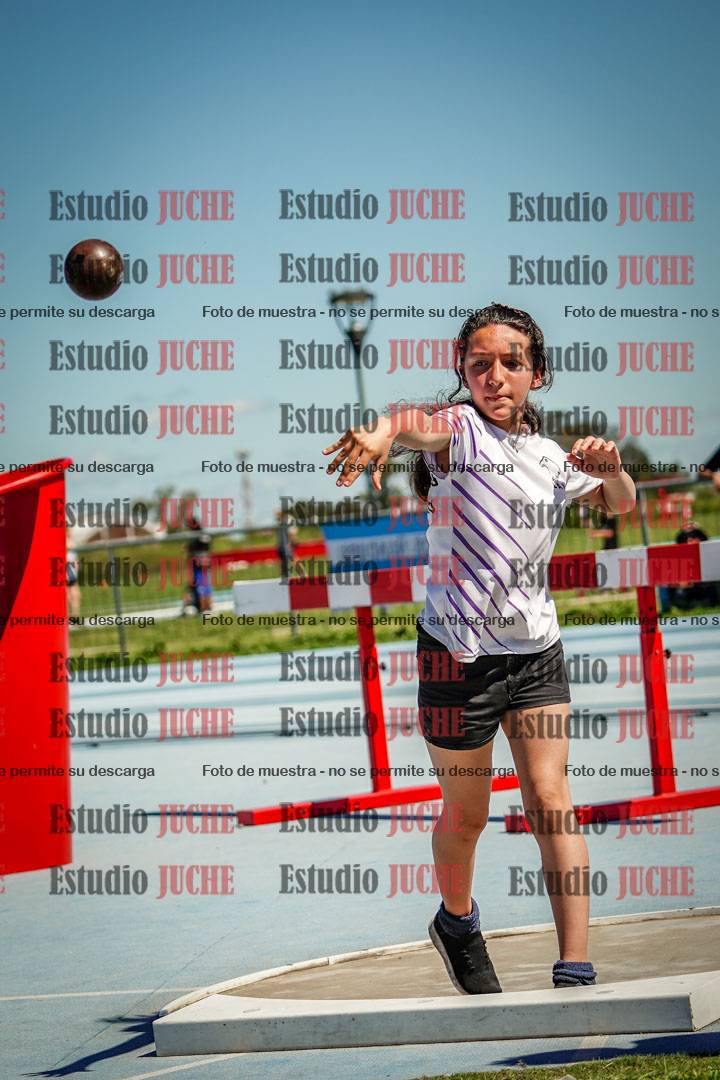 Fotos del lanzamiento de bala de mujeres - U14