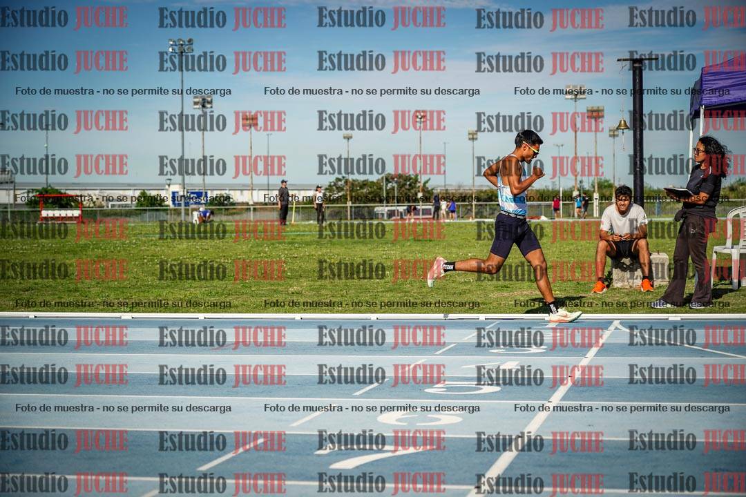 Fotos de los 1500 m llanos de varones