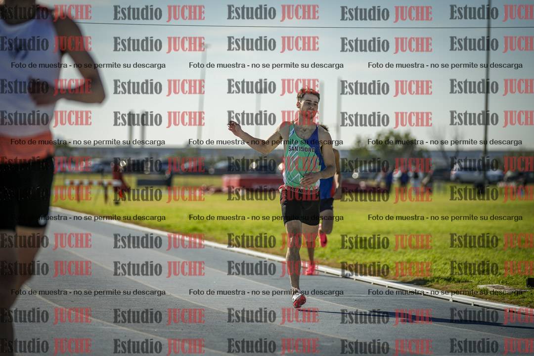 Fotos de los 400 m llanos de varones
