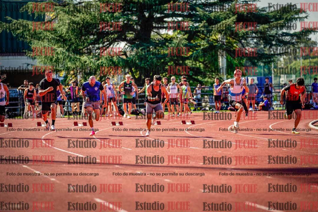 Fotos de los 100 m llanos de varones