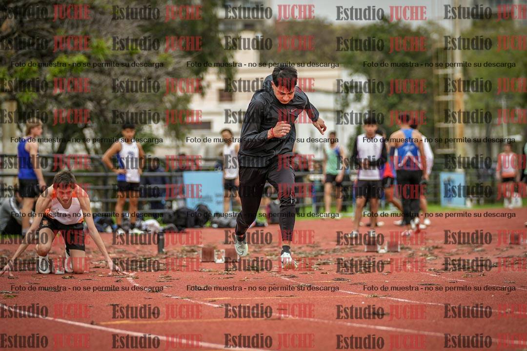 Fotos de los 200 m llanos de varones