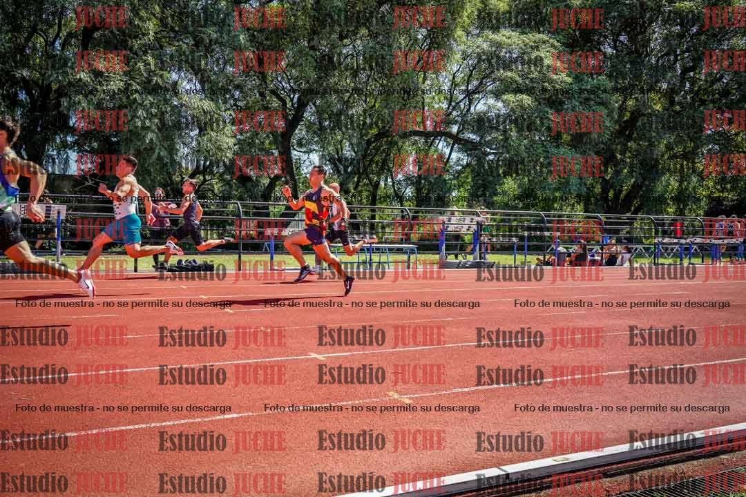 Fotos de los 100 m llanos de varones