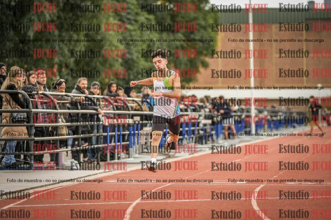 Fotos de los 400 m llanos de varones