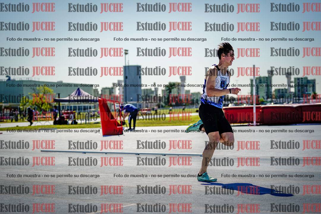 Fotos de los 400 m llanos de varones