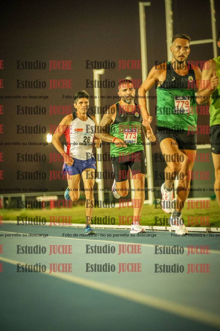 Fotos de los 3000 m llanos de varones