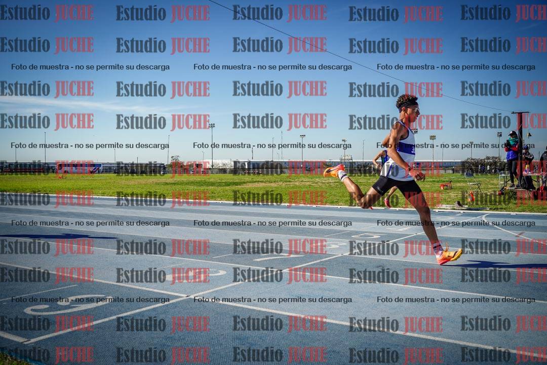 Fotos de los 400 m llanos de varones