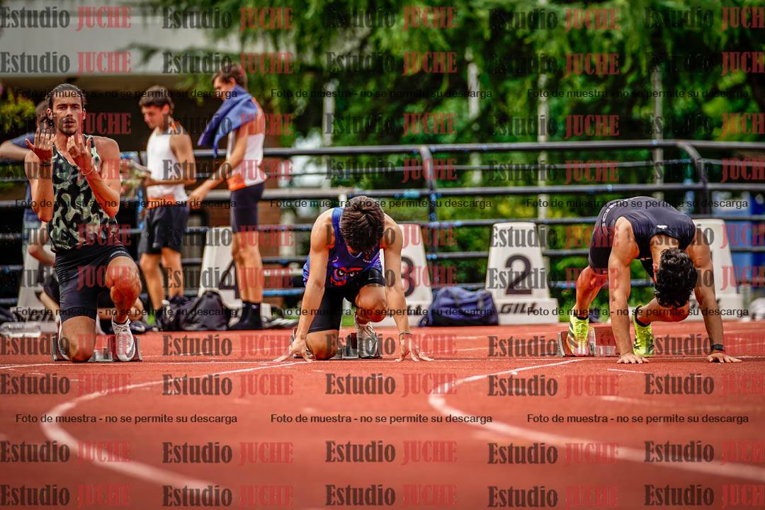 Fotos de los 100 m llanos de varones - FINAL