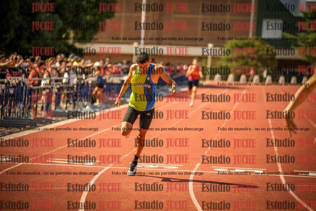 Fotos de los 400 m llanos de varones