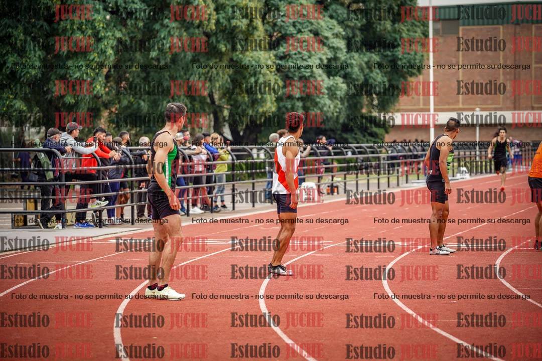 Fotos de las Postas 4x400 m de varones