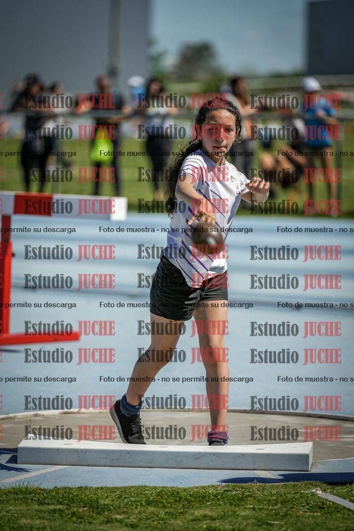 Fotos del lanzamiento de bala de mujeres - U14
