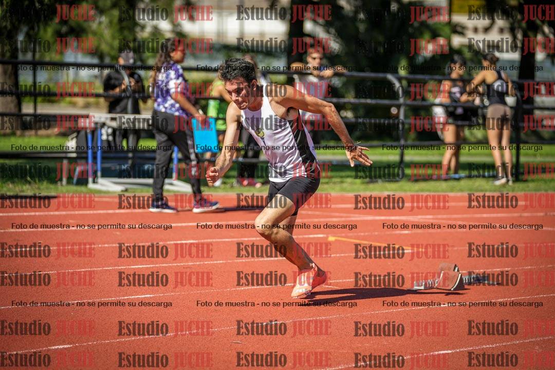 Fotos de los 200 m llanos de varones