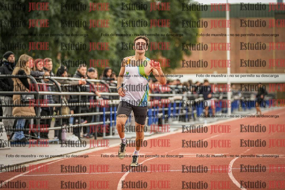 Fotos de los 400 m llanos de varones