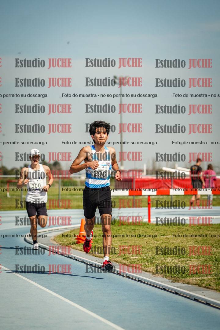 Fotos de los 3000 m llanos de varones