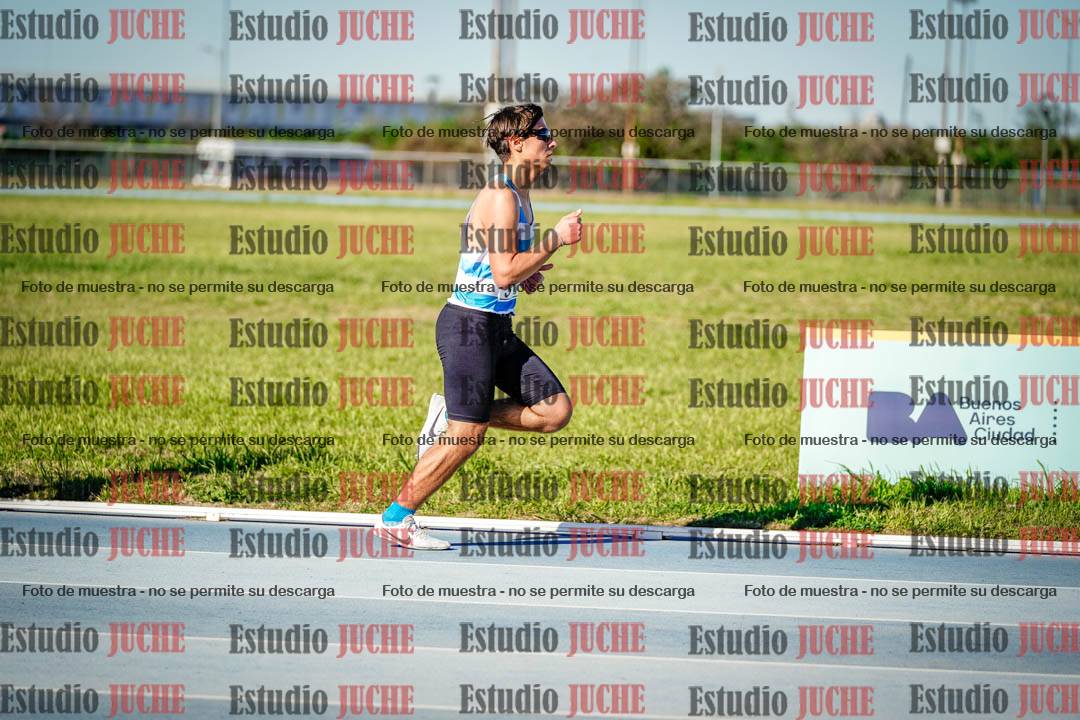 Fotos de los 2000 m llanos de varones