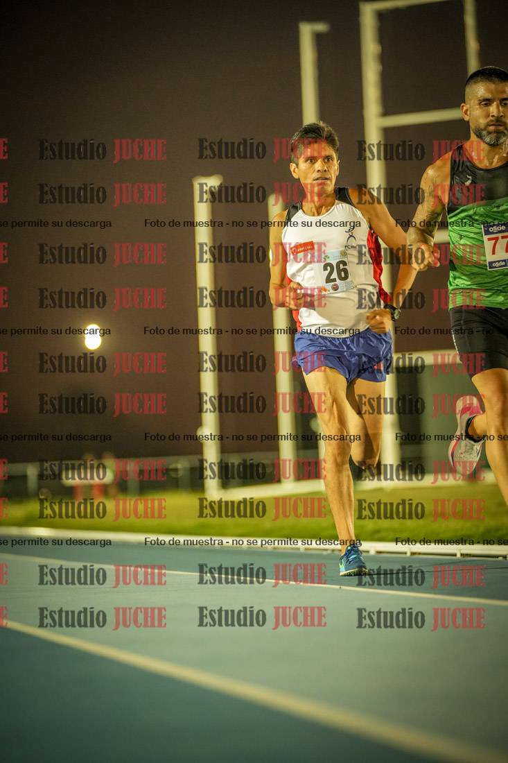 Fotos de los 3000 m llanos de varones