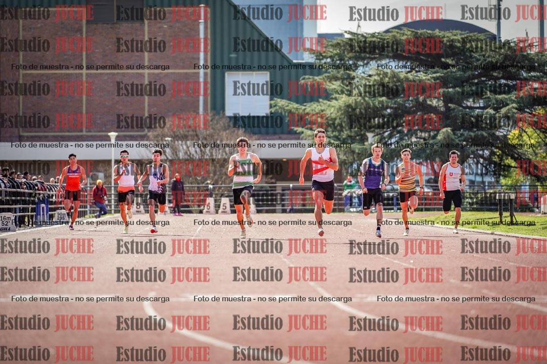 Fotos de los 200 m llanos de varones